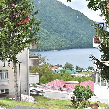 Apartments Ravno Plužine Eksteriør bilde