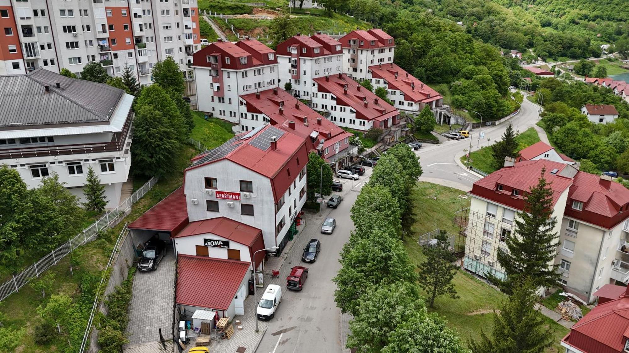 Apartments Ravno Plužine Eksteriør bilde