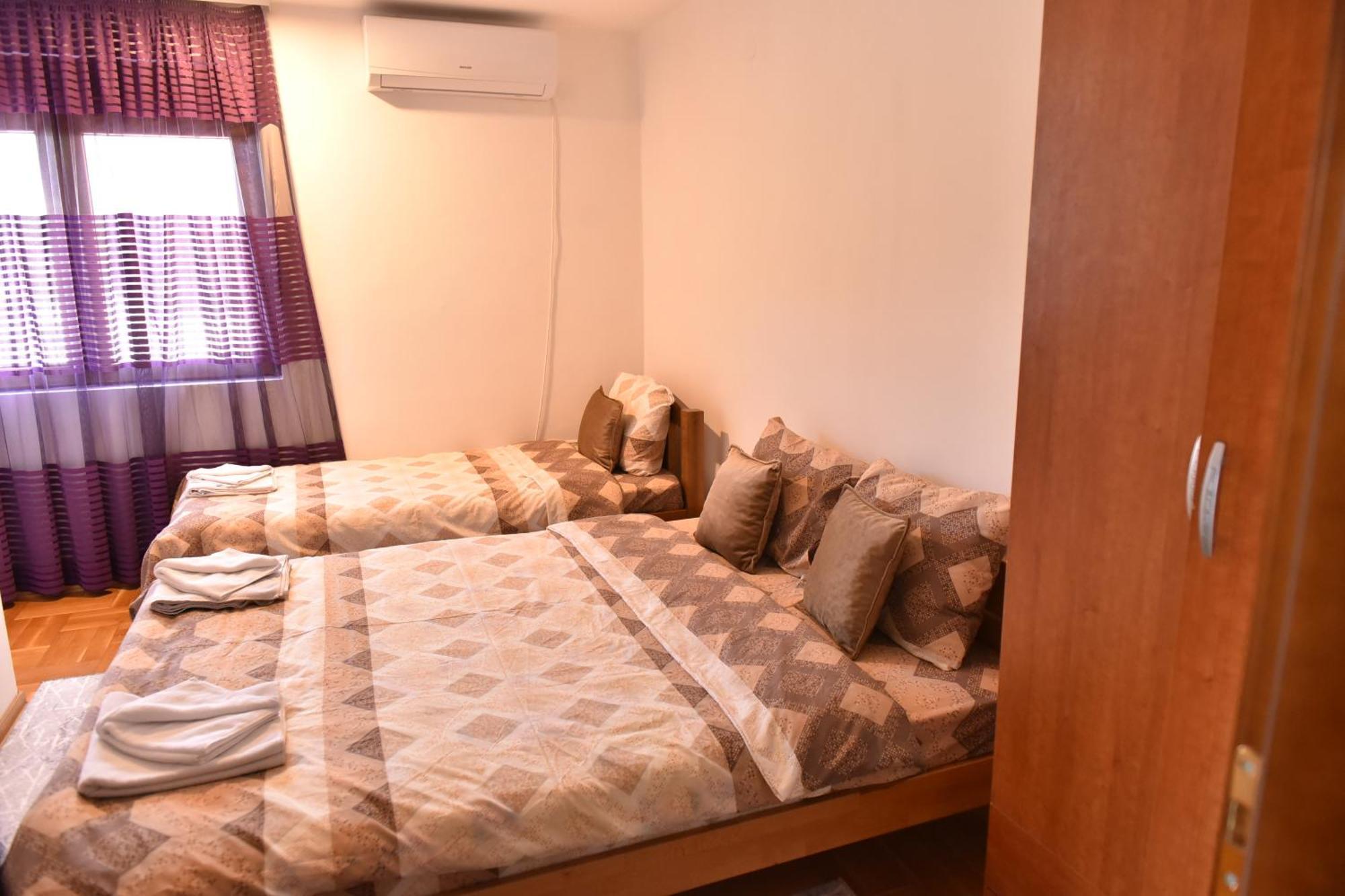 Apartments Ravno Plužine Rom bilde